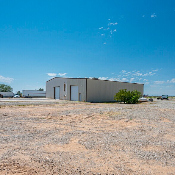 More Photos Of 82 US-82 Hwy, Alamogordo Warehouse For Sale