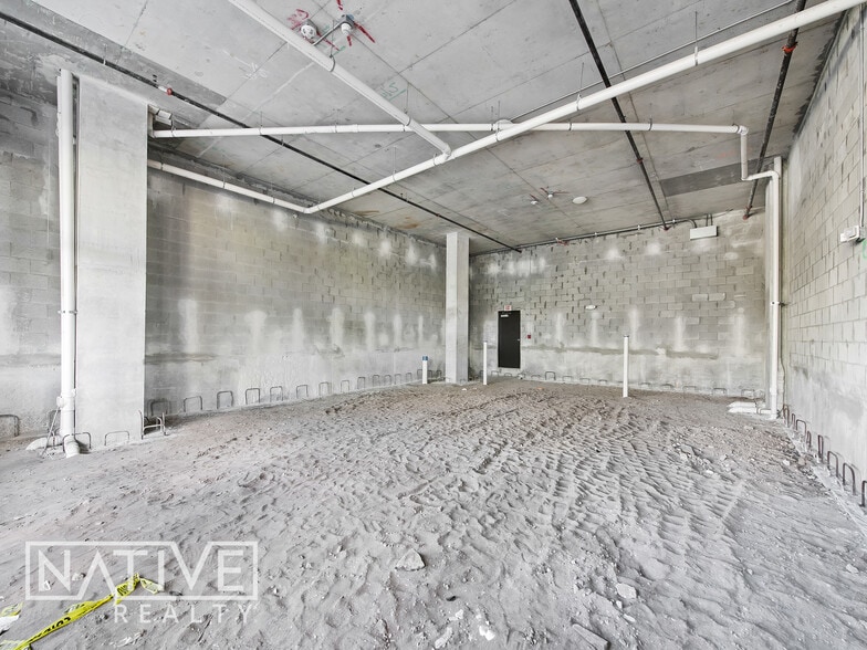 More Photos Of 2001 Hollywood Blvd, Hollywood Apartments For Lease