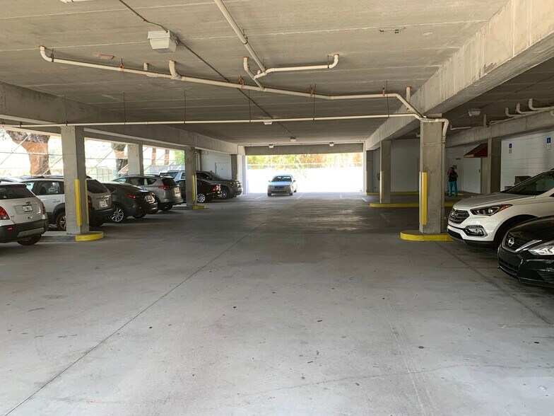 More Photos Of 2111 W Swann Ave, Tampa Medical For Lease