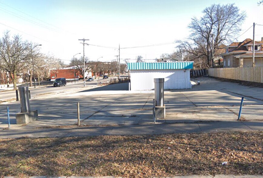 More Photos Of 2855 Prospect Ave, Kansas City Carwash For Sale