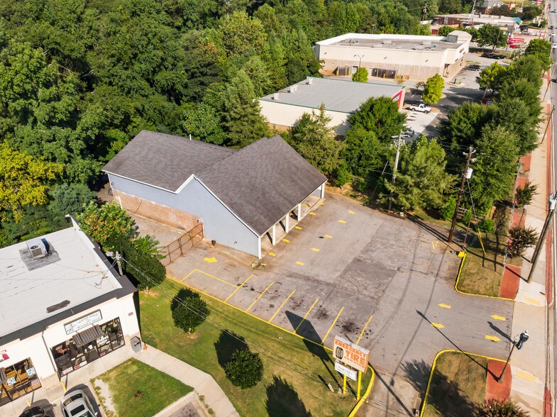 More Photos Of 2059 Candler Rd, Decatur Auto Repair For Sale
