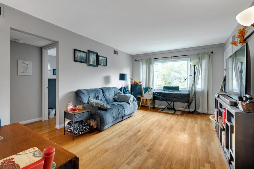 More Photos Of 401 Kenilworth Rd, Louisville Apartments For Sale