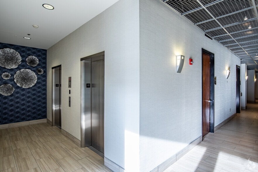 More Photos Of 1720 W End Ave, Nashville Office For Lease