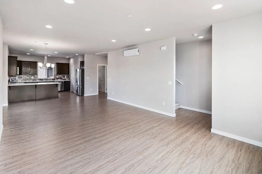 More Photos Of 17825 22nd Ave E, Tacoma Apartments For Sale