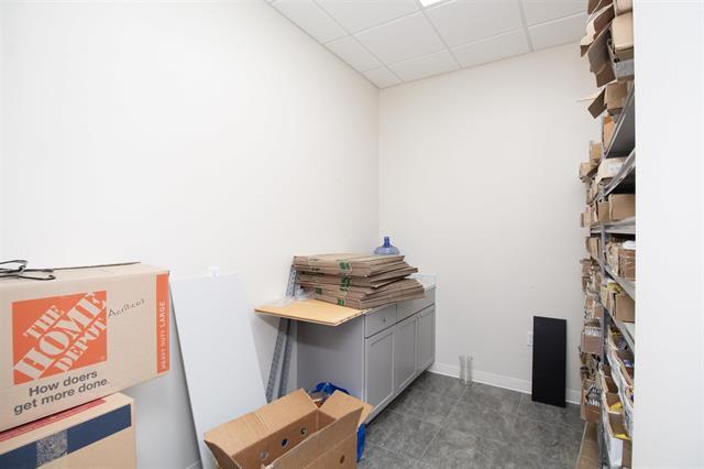 More Photos Of 1401 Jacaman Rd, Laredo General Retail For Lease