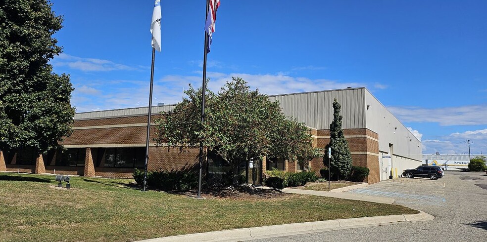 Primary Photo Of 42600 Mound Rd, Sterling Heights Warehouse For Lease