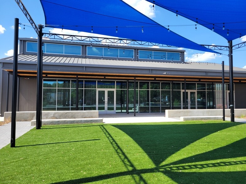 More Photos Of 14108 Bandera Rd, Helotes Restaurant For Lease