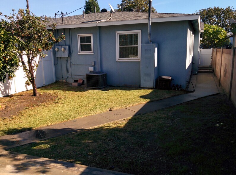 More Photos Of 12843 Columbia Way, Downey Land For Sale