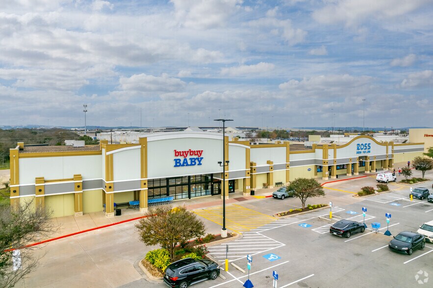 More Photos Of 5400 Brodie Ln, Sunset Valley Unknown For Lease