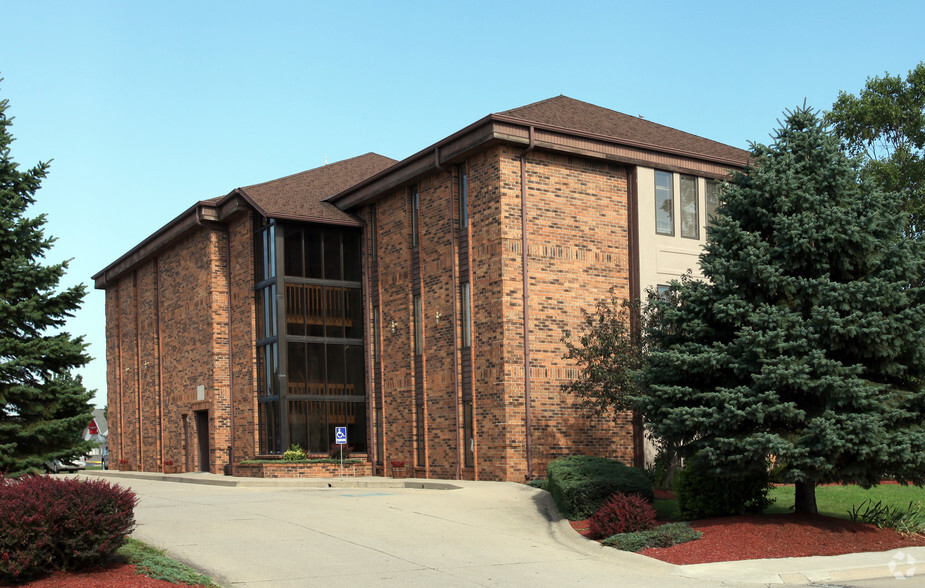 Primary Photo Of 100 Executive Dr, Lafayette Office For Lease