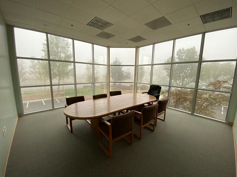 More Photos Of 18705 Madrone Pky, Morgan Hill Research And Development For Lease