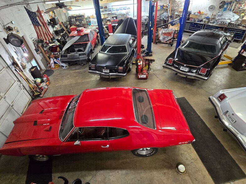 More Photos Of 409 W Gambier St, Mount Vernon Light Manufacturing For Sale