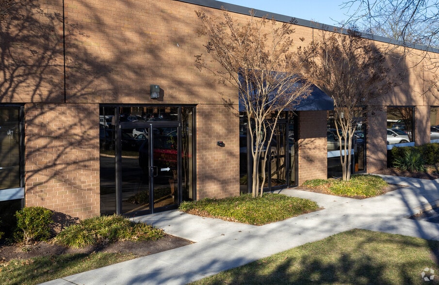 More Photos Of 9150 Rumsey Rd, Columbia Light Distribution For Lease