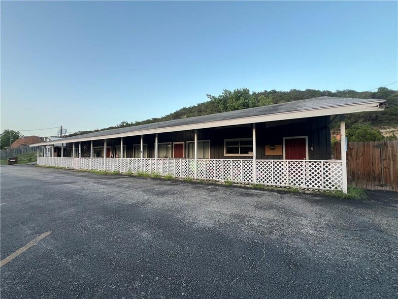 Primary Photo Of 130 Charter Oak Dr, Canyon Lake Daycare Center For Lease