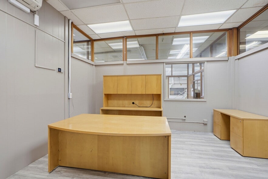 More Photos Of 1420 Healdsburg Ave, Healdsburg Flex For Sale