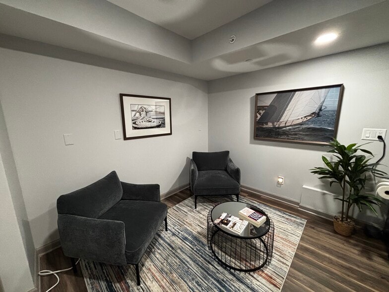 More Photos Of 645-647 Ridgely Ave, Annapolis Medical For Lease