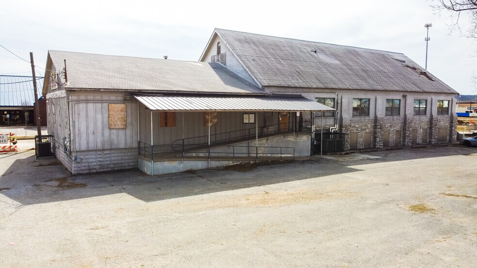 More Photos Of 2139 S Phoenix Ave, Tulsa Religious Facility For Sale