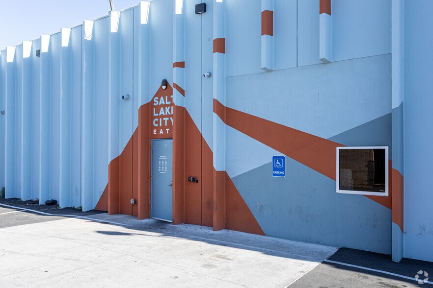 More Photos Of 23 N 900 W, Salt Lake City Freestanding For Lease