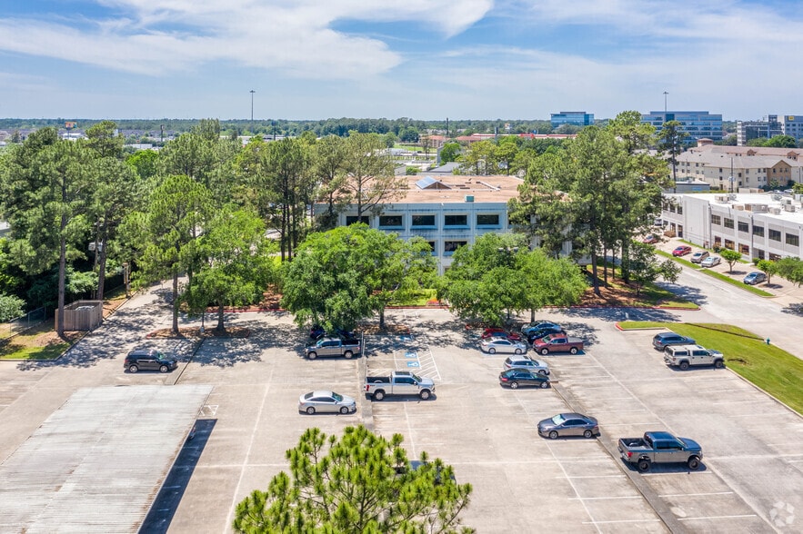 More Photos Of 24900 Pitkin Rd, The Woodlands Office For Lease
