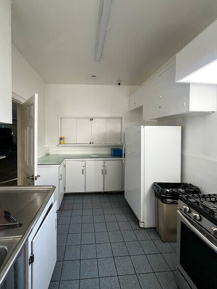 More Photos Of 6911 Columbia Pike, Annandale Lodge Meeting Hall For Lease
