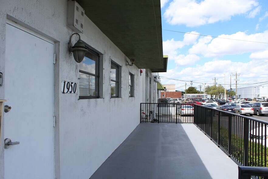 More Photos Of 1970 NW 70th Ave, Miami Warehouse For Lease