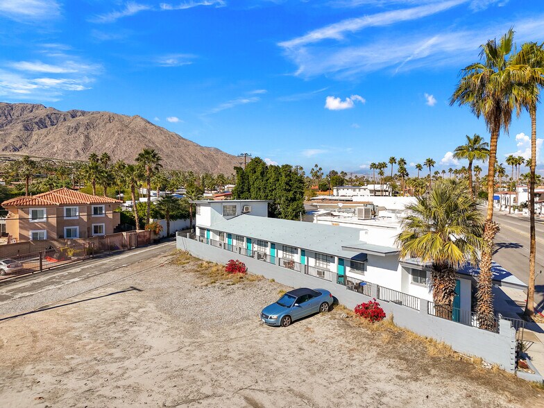 More Photos Of 2231 N Palm Canyon Dr, Palm Springs Apartments For Sale