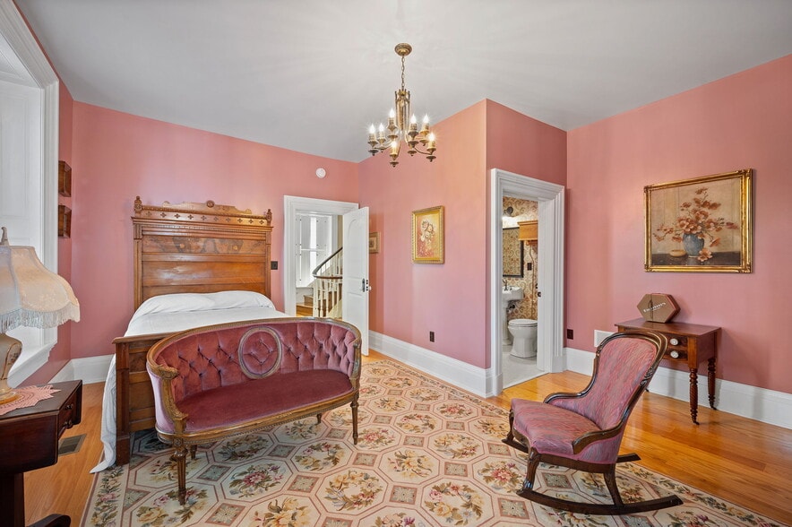 More Photos Of 403 E Adams St, Sandusky Hospitality For Sale