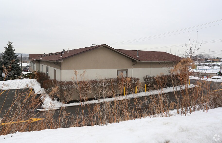 More Photos Of 112-116 Clayton Ave, Vestal Township Medical For Lease