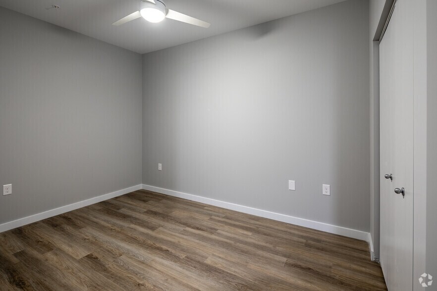 More Photos Of 4040 Travis Dr, Nashville Apartments For Sale