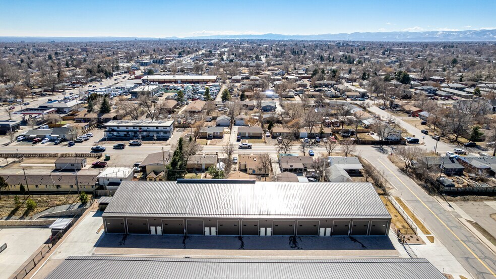 More Photos Of 560 Ames St, Lakewood Industrial For Sale