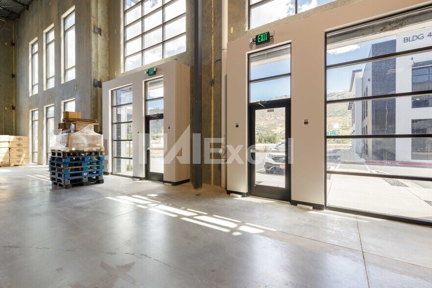 More Photos Of 1261 S 650 W, Farmington Distribution For Lease