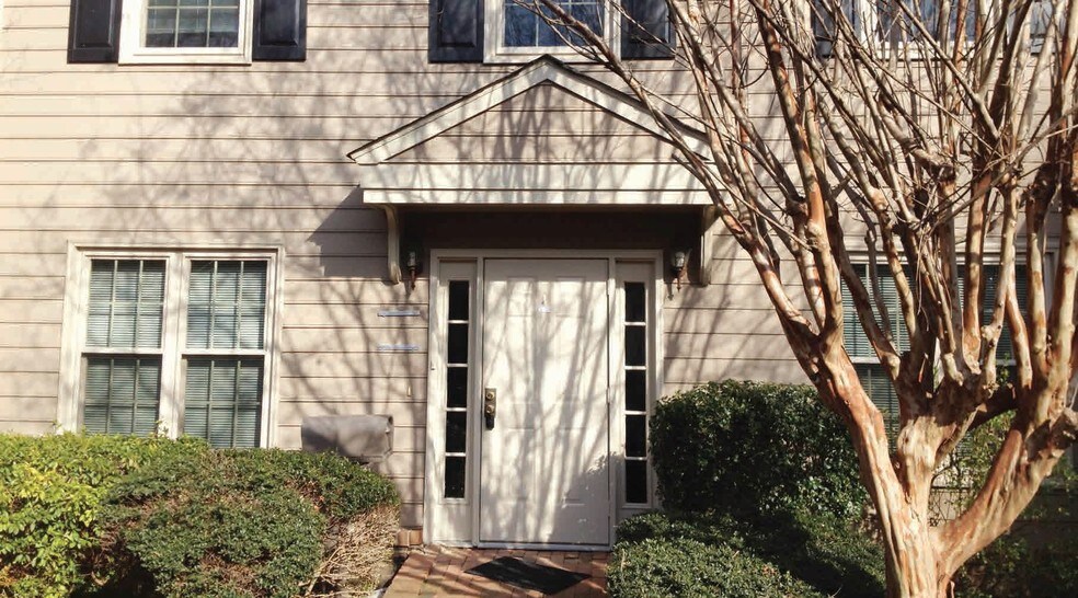 More Photos Of 1829 E Franklin St, Chapel Hill Medical For Lease