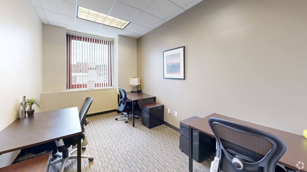 Photo of 7th Floor Ste Office for 3