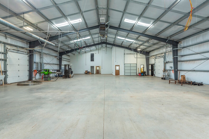 More Photos Of 25 Reeds Way, Flat Rock Industrial For Sale