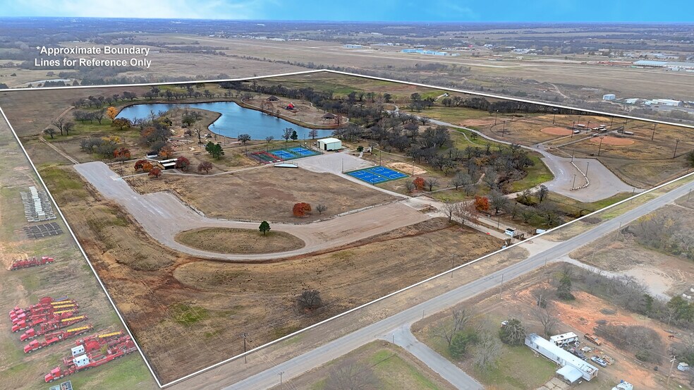 More Photos Of 400 W Martin Luther King Blvd, Duncan Sports And Entertainment For Sale