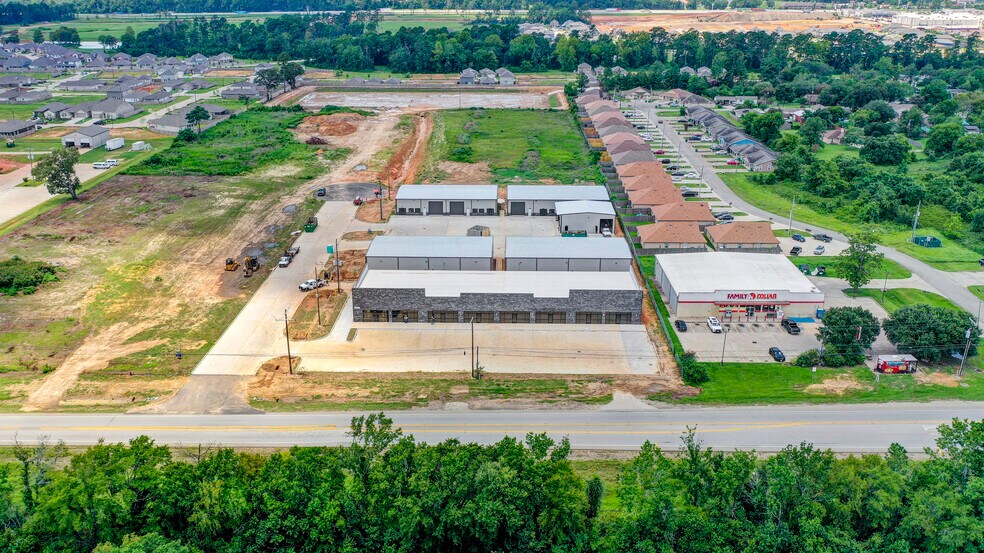 More Photos Of 120 Corporate Dr, Willis Unknown For Lease