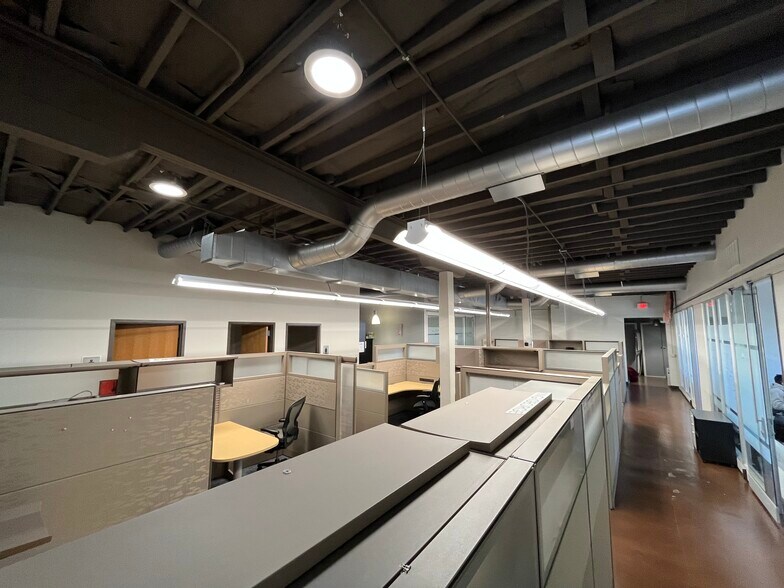 More Photos Of 320 Hemphill St, Fort Worth Loft Creative Space For Sale