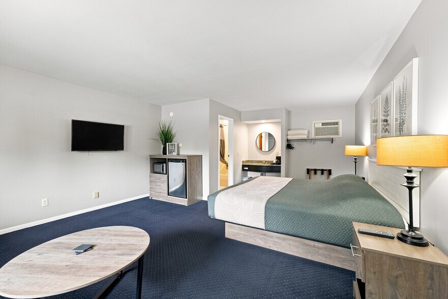 More Photos Of 8127 Chippewa Hwy, Bear Lake Hotel For Sale