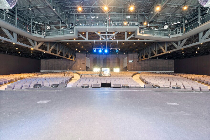 More Photos Of 655 E University Dr, Mesa Schools For Sale