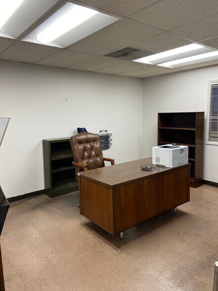 More Photos Of 21720 Martin Luther King Hwy, Maxton Industrial For Sale