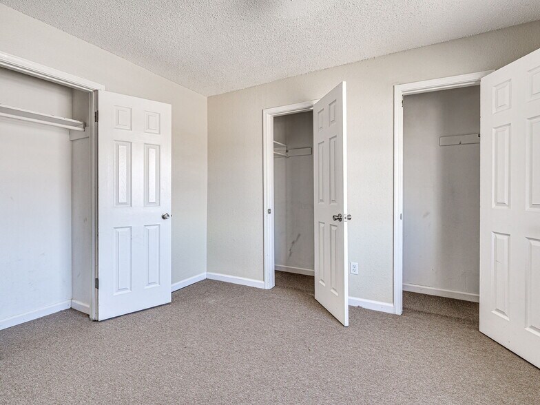 More Photos Of 7404 Lyrewood Ln, Oklahoma City Apartments For Sale