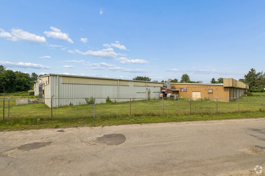 More Photos Of 24 Spring St, Florence Warehouse For Sale