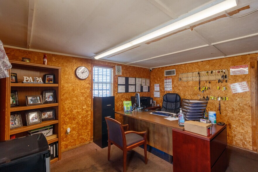 11909 C F Hawn Fwy, Dallas, TX 75253 Auto Dealership For Sale