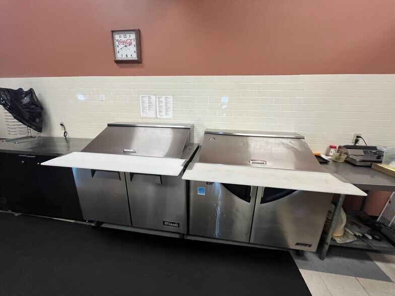 More Photos Of 704 E C St, Valentine Restaurant For Sale