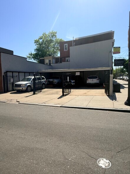 More Photos Of 330-32-34-36-38 E GIRARD AVE, Philadelphia Storefront Retail Residential For Sale