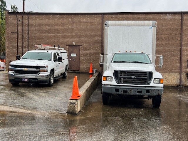 More Photos Of 3702 Alliance Dr, Greensboro Showroom For Lease