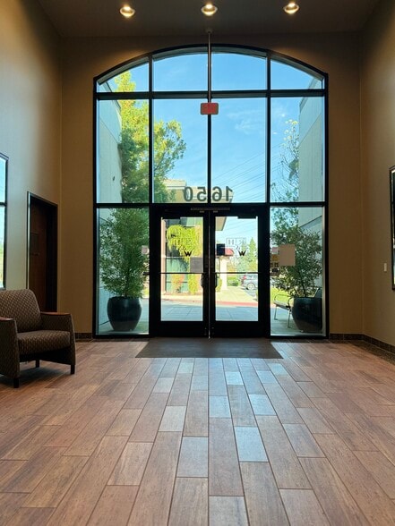 More Photos Of 1650 Lead Hill Blvd, Roseville Medical For Sale