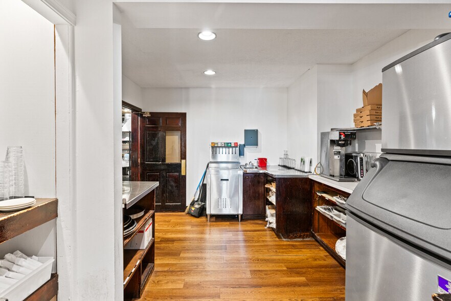 More Photos Of 60 Mile Rd, Wells Restaurant For Sale