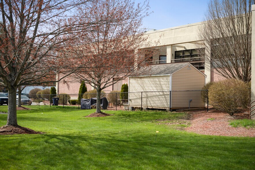 More Photos Of 890 East St, Tewksbury Light Manufacturing For Sale