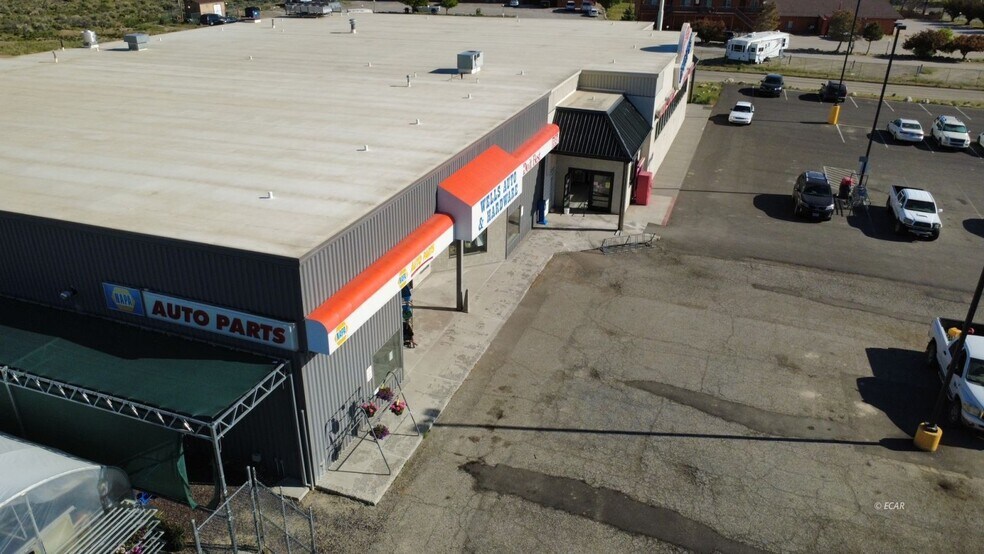 More Photos Of 631 Humboldt Ave, Wells Storefront Retail Office For Sale